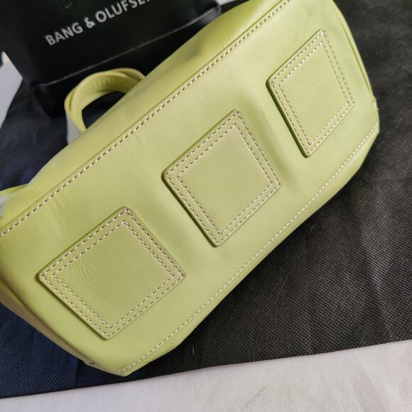 Hype Genuine Leather Bamboo Satchel Bag ~Gorgeous Lime Green Color - Picture 11 of 13